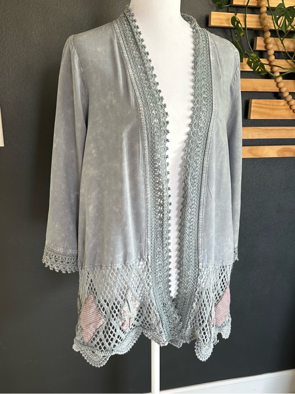 Gimmicks by BKE Pieced Crochet Cardigan Gray Boho Cottagecore M